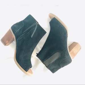 Toms Majorca Black Perforated Leather Peeptoe Heel size 7